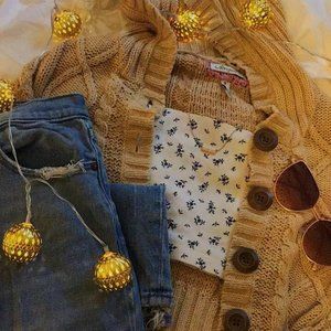 Aeropostale Beige Hooded Sweater Cardigan Small